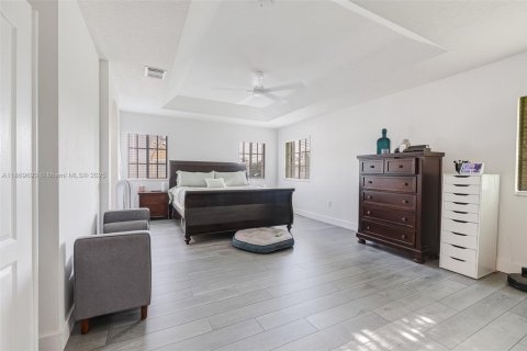 Villa ou maison à vendre à Homestead, Floride: 5 chambres, 289.86 m2 № 1930660 - photo 28