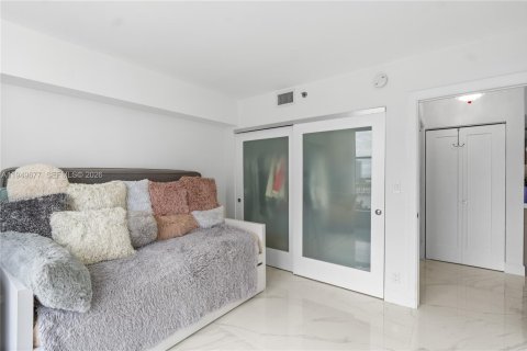 Купить кондоминиум в Авентура, Флорида 2 спальни, 106.84м2, № 2010592 - фото 14