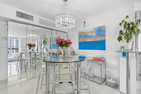 Купить кондоминиум в Авентура, Флорида 2 спальни, 106.84м2, № 2010592 - фото 24