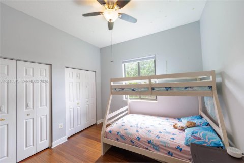 House in Homestead, Florida 4 bedrooms, 219.81 sq.m. № 2428463 - photo 30