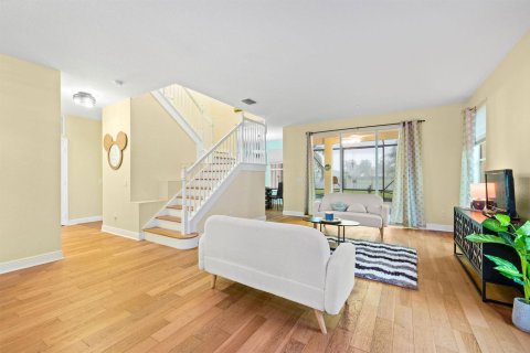 House in Vero Beach, Florida 5 bedrooms, 301.93 sq.m. № 2191046 - photo 7