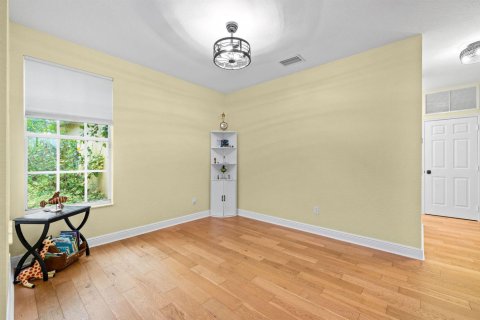 House in Vero Beach, Florida 5 bedrooms, 301.93 sq.m. № 2191046 - photo 8