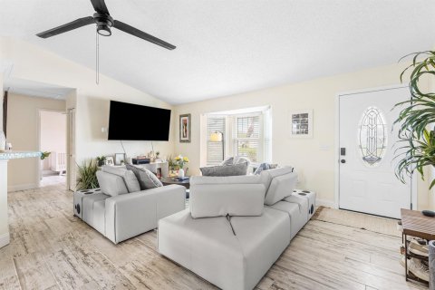 Villa ou maison à vendre à Port St. Lucie, Floride: 3 chambres, 101.73 m2 № 2146028 - photo 29