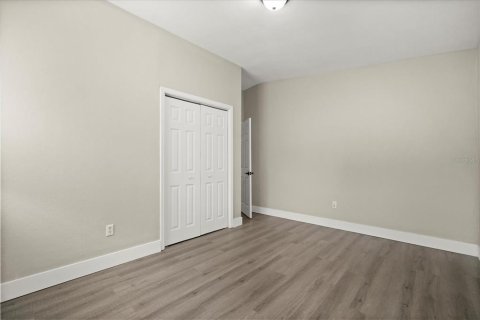 Casa en venta en Orlando, Florida, 4 dormitorios, 102.56 m2 № 1913744 - foto 15