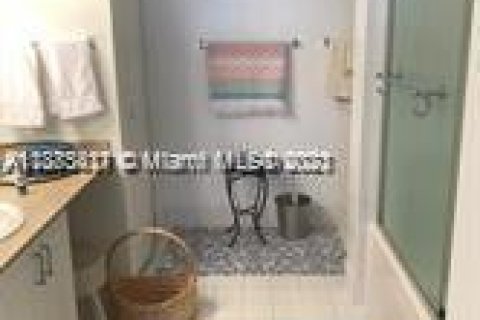 Copropriété à louer à Highland Beach, Floride: 2 chambres, 130.06 m2 № 1977469 - photo 13