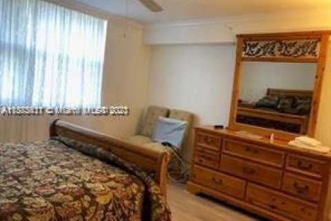 Copropriété à louer à Highland Beach, Floride: 2 chambres, 130.06 m2 № 1977469 - photo 15