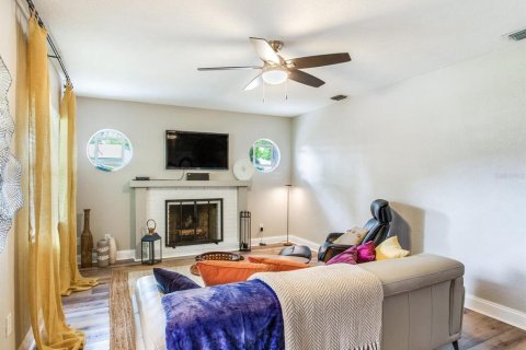 Casa en alquiler en Tampa, Florida, 2 dormitorios, 107.21 m2 № 1561837 - foto 13