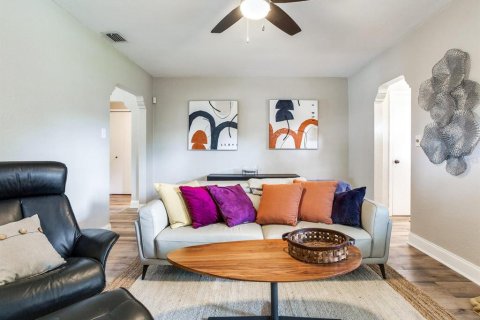 Casa en alquiler en Tampa, Florida, 2 dormitorios, 107.21 m2 № 1561837 - foto 15