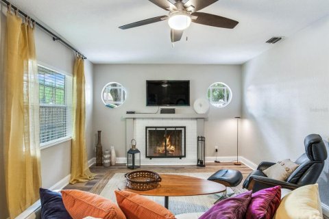 Casa en alquiler en Tampa, Florida, 2 dormitorios, 107.21 m2 № 1561837 - foto 14