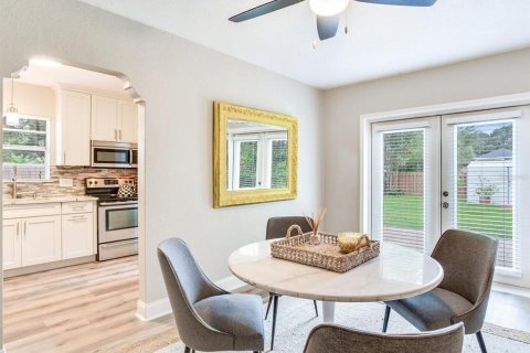 Casa en alquiler en Tampa, Florida, 2 dormitorios, 107.21 m2 № 1561837 - foto 25