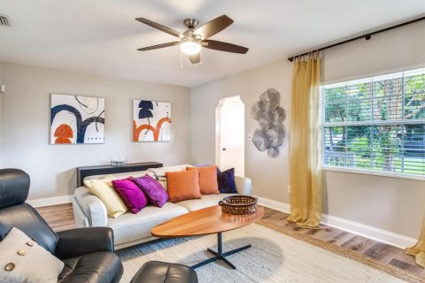 Casa en alquiler en Tampa, Florida, 2 dormitorios, 107.21 m2 № 1561837 - foto 16