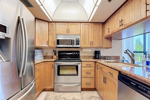 Купить кондоминиум в Бокилия, Флорида 10 комнат, 128.48м2, № 2104099 - фото 12