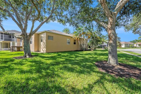Villa ou maison à vendre à Tarpon Springs, Floride: 3 chambres, 170.85 m2 № 1888486 - photo 29
