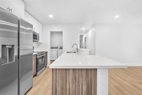 Купить виллу или дом в Холливуд, Флорида 3 спальни, 85.47м2, № 2006479 - фото 9