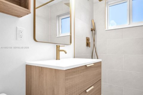 Купить виллу или дом в Холливуд, Флорида 3 спальни, 85.47м2, № 2006479 - фото 15