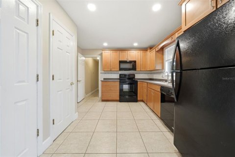 Casa en alquiler en Leesburg, Florida, 4 dormitorios, 167.6 m2 № 2105572 - foto 10