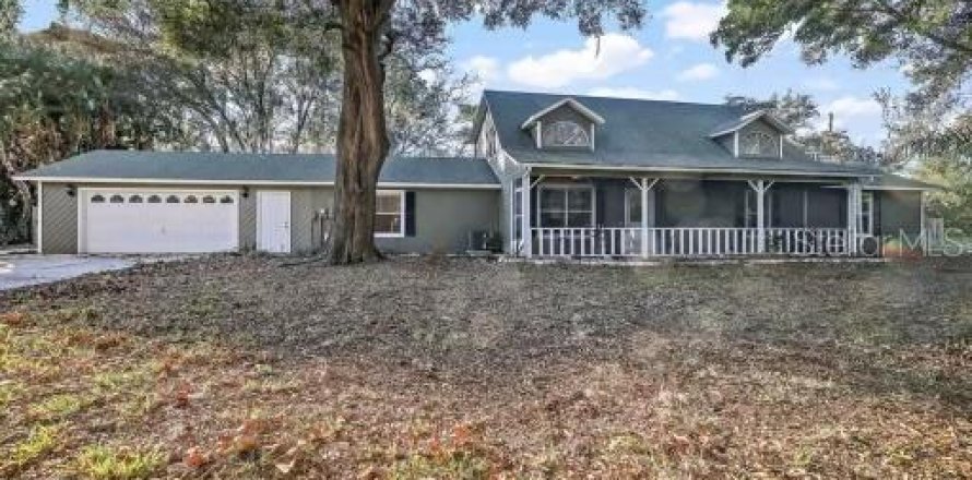 Casa en Leesburg, Florida 4 dormitorios, 167.6 m2 № 2105572