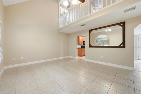 Casa en alquiler en Leesburg, Florida, 4 dormitorios, 167.6 m2 № 2105572 - foto 7