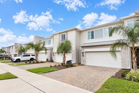 Touwnhouse à Davenport, Floride 3 chambres, 173.17 m2 № 2373414