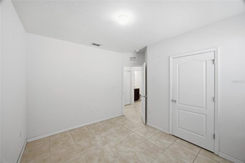 House in Winter Haven, Florida 3 bedrooms, 164.44 sq.m. № 2151212 - photo 20