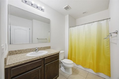 House in Winter Haven, Florida 3 bedrooms, 164.44 sq.m. № 2151212 - photo 23