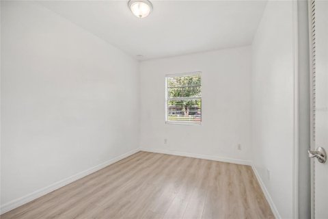 Villa ou maison à vendre à Orlando, Floride: 3 chambres, 78.04 m2 № 2352312 - photo 25