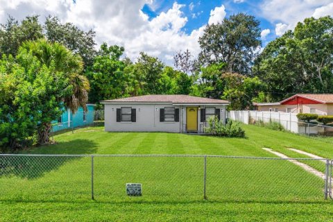 Villa ou maison à vendre à Orlando, Floride: 3 chambres, 78.04 m2 № 2352312 - photo 5