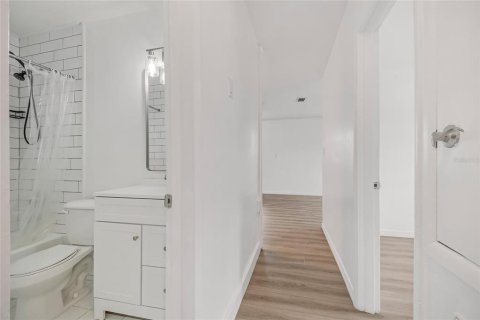 Villa ou maison à vendre à Orlando, Floride: 3 chambres, 78.04 m2 № 2352312 - photo 26