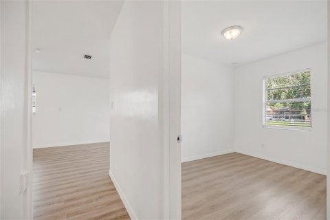 Villa ou maison à vendre à Orlando, Floride: 3 chambres, 78.04 m2 № 2352312 - photo 23