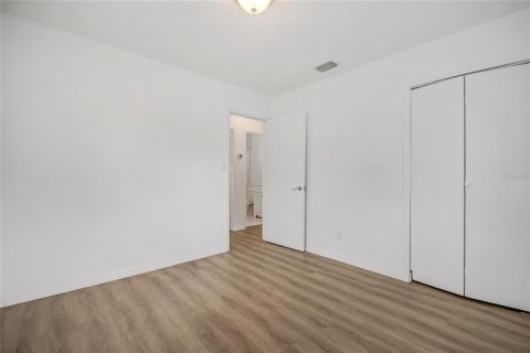 Villa ou maison à vendre à Orlando, Floride: 3 chambres, 78.04 m2 № 2352312 - photo 29