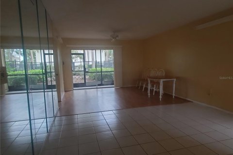 Copropriété à louer à Oldsmar, Floride: 2 chambres, 97.92 m2 № 1858401 - photo 5