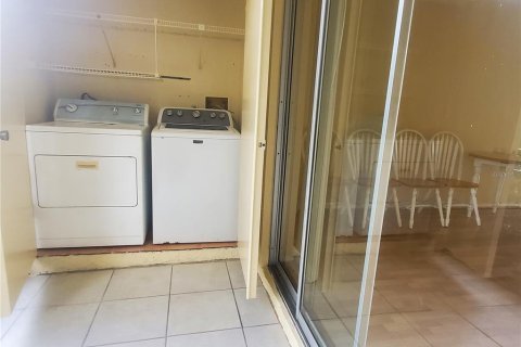 Copropriété à louer à Oldsmar, Floride: 2 chambres, 97.92 m2 № 1858401 - photo 12
