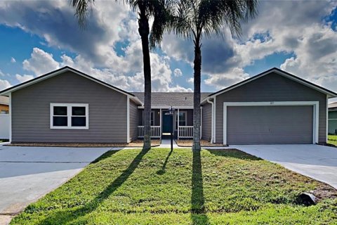 House in Kissimmee, Florida 4 bedrooms, 172.8 sq.m. № 2425533