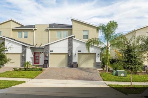 Townhouse in Davenport, Florida 2 bedrooms, 128.95 sq.m. № 2395860