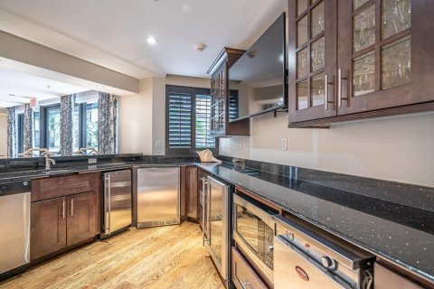 Condo in West Palm Beach, Florida, 1 bedroom  № 1155756 - photo 1