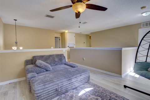 House in DeLand, Florida 4 bedrooms, 274.8 sq.m. № 2123564 - photo 24