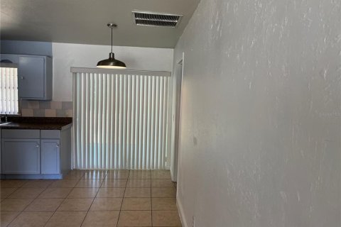 Villa ou maison à vendre à Altamonte Springs, Floride: 2 chambres, 106.65 m2 № 1918517 - photo 11