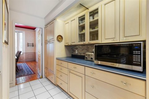Купить виллу или дом в Гейнсвилл, Флорида 8 комнат, 326.37м2, № 1640483 - фото 18