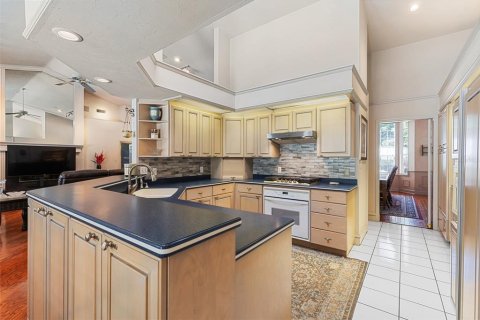 Купить виллу или дом в Гейнсвилл, Флорида 8 комнат, 326.37м2, № 1640483 - фото 14