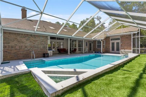 Casa en venta en Gainesville, Florida, 4 dormitorios, 326.37 m2 № 1640483 - foto 2