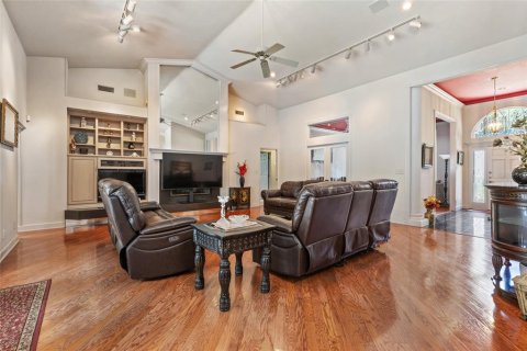 Casa en venta en Gainesville, Florida, 4 dormitorios, 326.37 m2 № 1640483 - foto 7
