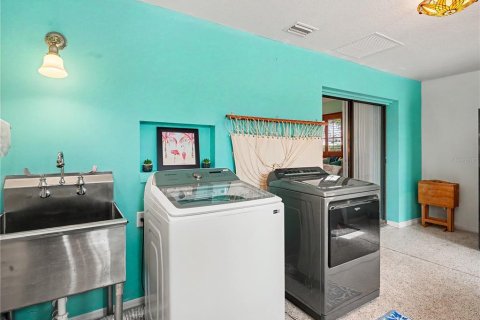 Villa ou maison à vendre à Nokomis, Floride: 2 chambres, 146.97 m2 № 2092791 - photo 25