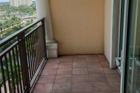 Condo in Sarasota, Florida, 1 bedroom  № 2229576 - photo 7