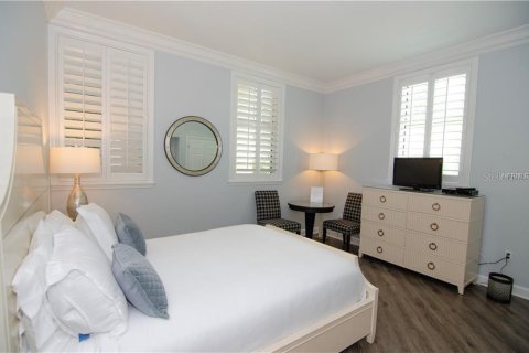 Condo in Sarasota, Florida, 1 bedroom  № 2229576 - photo 21