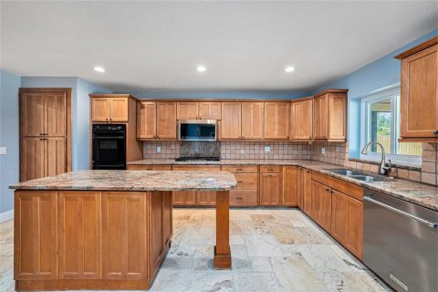 House in Ruskin, Florida 4 bedrooms, 327.02 sq.m. № 1750706 - photo 11
