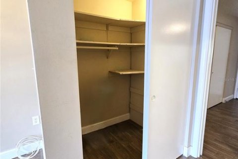 Condominio en alquiler en Clearwater, Florida, 1 dormitorio, 54.35 m2 № 2102351 - foto 11