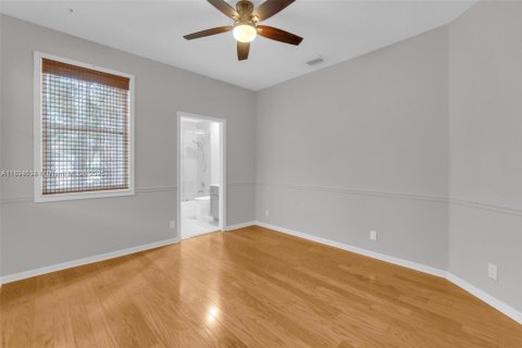 Villa ou maison à vendre à Weston, Floride: 3 chambres, 227.24 m2 № 1947412 - photo 25