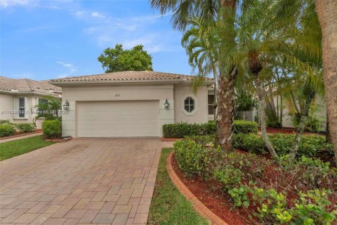 Villa ou maison à vendre à Weston, Floride: 3 chambres, 227.24 m2 № 1947412 - photo 2