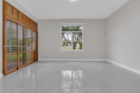 Villa ou maison à vendre à Weston, Floride: 3 chambres, 227.24 m2 № 1947412 - photo 19