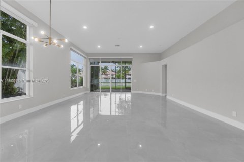Villa ou maison à vendre à Weston, Floride: 3 chambres, 227.24 m2 № 1947412 - photo 21